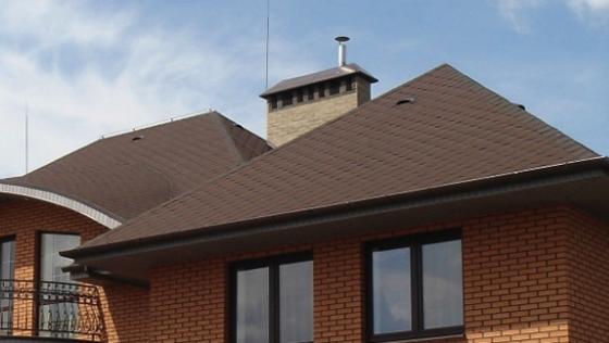 Выбор материала для скатной крыши